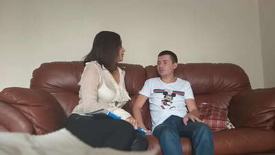 ዓይን አፋር ተማሪ የማትጠገብ መምህር (ሚልፍ አሊና ቱማኖቫ)